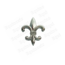 Symbolic lapel pin – 3D Fleur-de-lis – Silver
